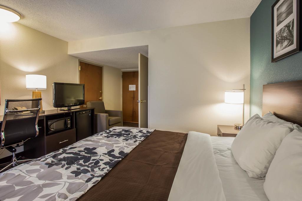 Sleep Inn Greensboro Airport Екстер'єр фото