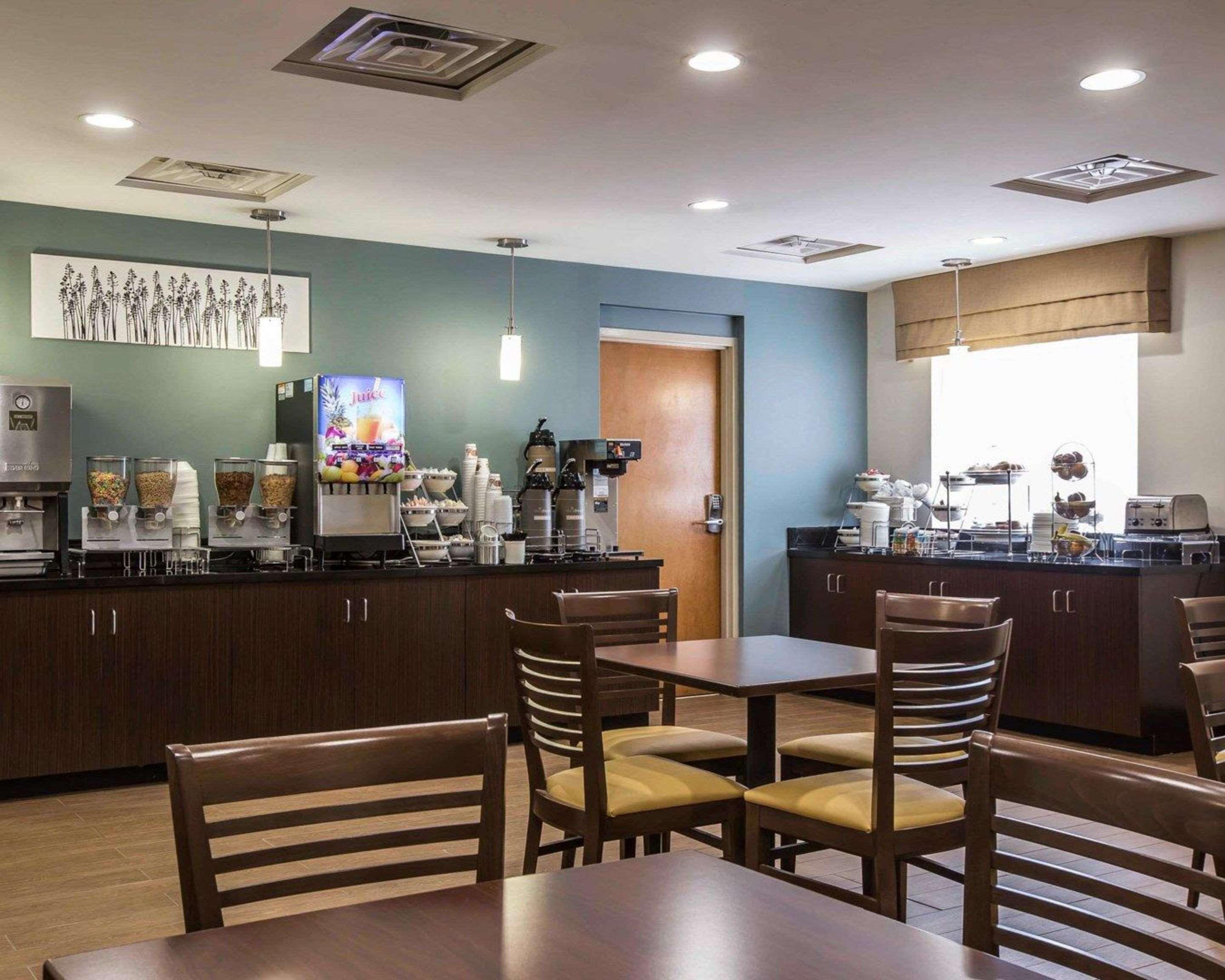 Sleep Inn Greensboro Airport Екстер'єр фото
