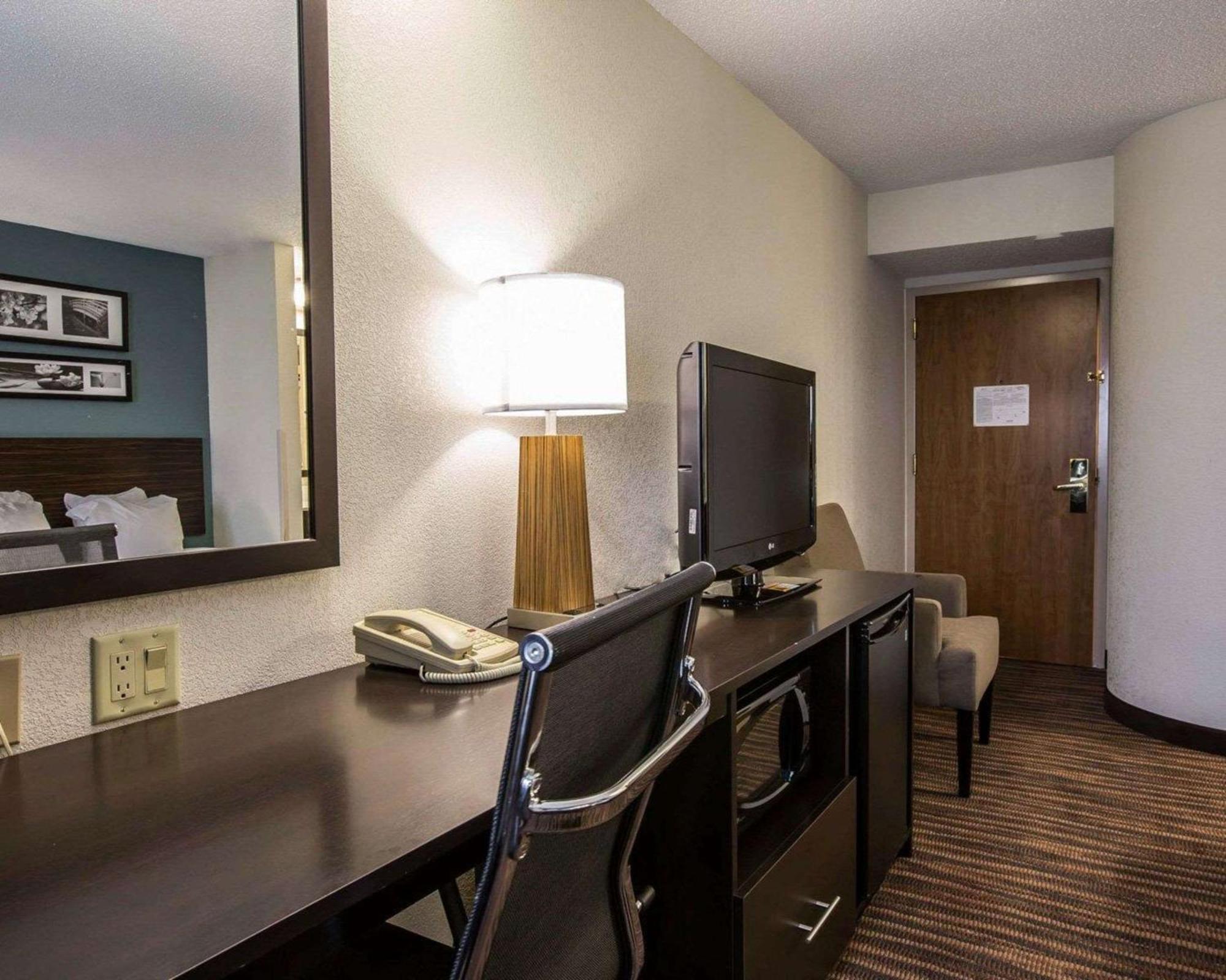 Sleep Inn Greensboro Airport Екстер'єр фото